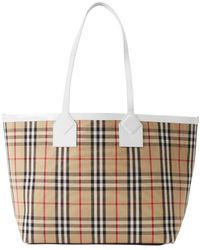 Burberry - Vintage Check Pattern Medium Shoulder Bag - Lyst