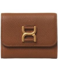 Chloé - Chloé Logo Engraved Tri-Fold Wallet - Lyst