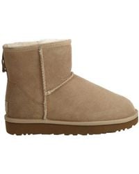UGG - Logo Round Head Boots - Lyst