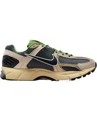 Nike - Zoom Vomero 5 Lace-Up Sneakers - Lyst
