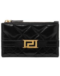 Versace - Greca Goddess Quilted Zipped Card Holder - Lyst