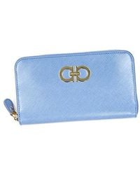 Ferragamo - Logo Details Wallet - Lyst