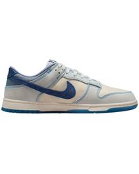 Nike - Dunk Low Retro Se Lace-Up Sneakers - Lyst