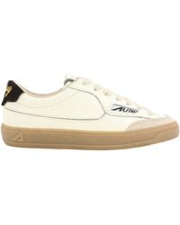 Autry - Logo Detail Low-Top Sneakers - Lyst