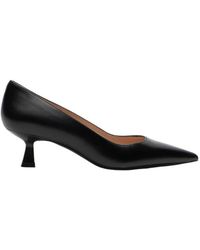 Stuart Weitzman - Stuart Sculpt Pump 50 - Lyst