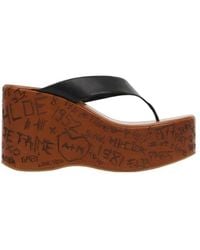 Chloé - Chloé Graffiti Wedge Heeled Sandals - Lyst