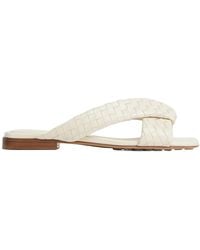Bottega Veneta - Leather Intrecciato Riva Flat Mules - Lyst