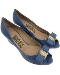 Ferragamo - Logo Open-Toed Heels - Lyst