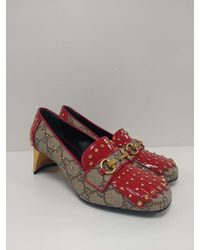 Gucci - Horse Title Button High-Heeled Loafers - Lyst