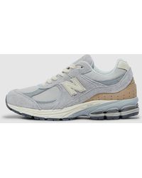 new balance 2002r sneakers rain cloud