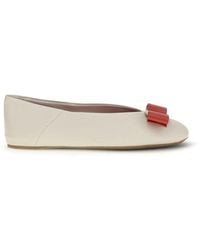 Ferragamo - White Calf Leather Bos Taurus Ballet Flats - Lyst