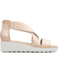 clarks women's rise casual sandal