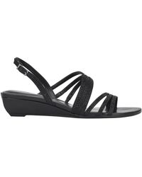 bandolino kenton flat sandal