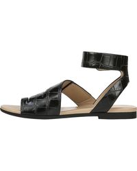 naturalizer flat sandals