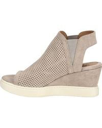 sofft saige wedge bootie