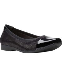 clarks flats for sale