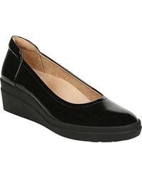 naturalizer sienna wedge pump