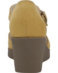 white mountain shoes sandals