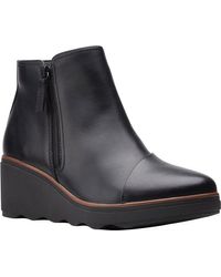clarks black wedge boots