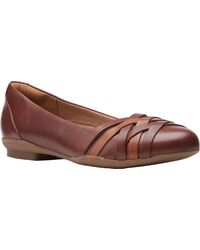 clarks sara clover flats