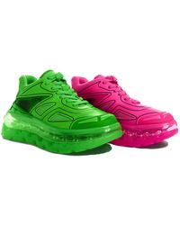 sneakers neon
