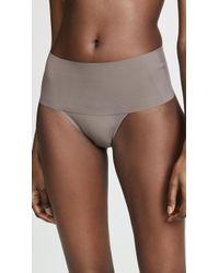 Spanx Undie-tectable Thong - Multicolour