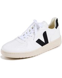 Veja - V-10 Lace Up Sneakers - Lyst