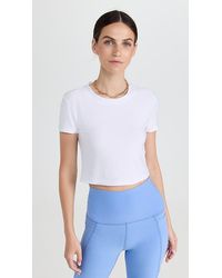 Beyond Yoga - Featherweight Perspective Cropped Tee - Lyst