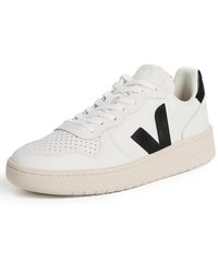 Veja - V-10 Lace Up Sneakers - Lyst