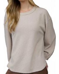 Blu Pepper - Round Neck Long Sleeve Fuzzy Knit Top - Lyst