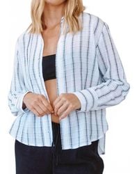 Bella Dahl - Clean Split Back Button Down Shirt - Lyst