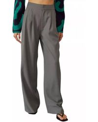 Crescent - Suki Straight-Leg Pleated Trouser - Lyst