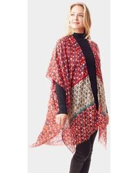 TRUEDAMES - Geometric Border Printed Foil Accented Ruana Poncho - Lyst