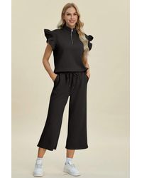 TRUEDAMES - Full Size Texture Ruffle Short Sleeve Top And Wide Leg Pants Set - Lyst