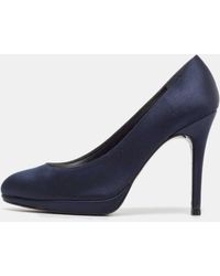 Stuart Weitzman - Satin Round Toe Platform Pumps - Lyst