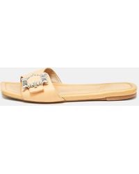 Stuart Weitzman - Light Leather Crystal Embellished Shine Buckle Flat Slides - Lyst