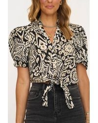 Elan - Acorn Print Tie Front Top - Lyst