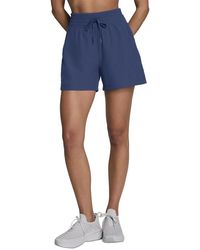 Spanx - On The Move Short - Lyst