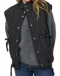 Blu Pepper - Tie Detail Snap Button Down Quilted Puffer Vest - Lyst
