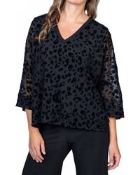 Last Tango - Leopard V-Neck Top - Lyst