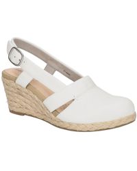 Easy Street - Stargaze Faux Leather Closed Toe Wedge Sandals - Lyst