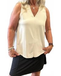 Lulu-B - Sleeveless V-Neck Top - Lyst