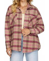 She + Sky - Plaid Print Oversized Shacket - Lyst