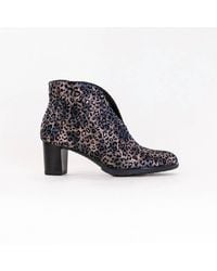 Ara - Oriel V Cut Bootie - Lyst