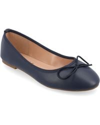 Journee Collection - Collection Vika Wide Width Flat - Lyst