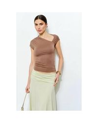 Loucia - Petra Short Sleeve Asymmetrical Draped Top - Lyst