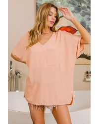 TRUEDAMES - Woven V Neck Hi-Low Boxy Top With Front Pocket - Lyst