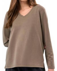 French Kyss - Solid V-Neck Top - Lyst