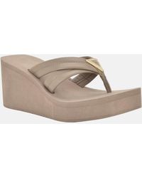 Guess - Sarlow Logo Platform Sandals - Lyst