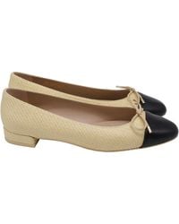 Stuart Weitzman - Sleek Bow Ballet Flats - Lyst